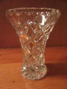 Crown Crystal Small Vase